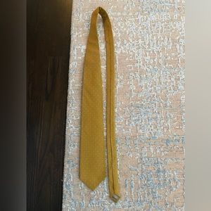Hickey Freeman Yellow/Gold Silk Tie